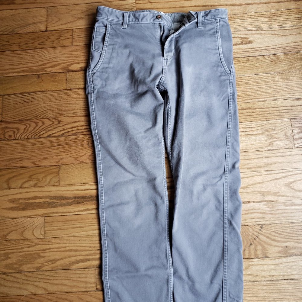Dockers Slim Fit Grey Jeans / Casual Dress Pants